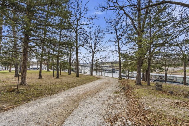 24 Starboard Drive Unit 9, Kimberling City, MO 65686