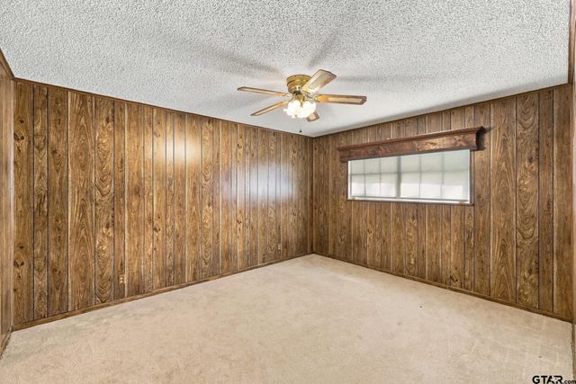2701 Fairfax Dr, Tyler, TX 75701