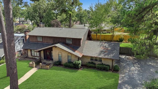 2701 Fairfax Dr, Tyler, TX 75701