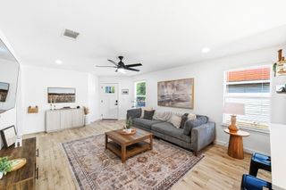 5905 Los Dios PL, Del Valle, TX 78617