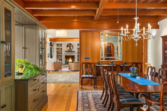 5522 NE Fletcher Landing, Bainbridge Island, WA 98110