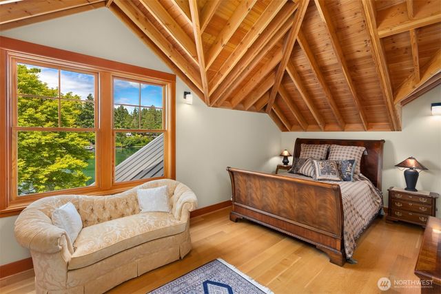 5522 NE Fletcher Landing, Bainbridge Island, WA 98110