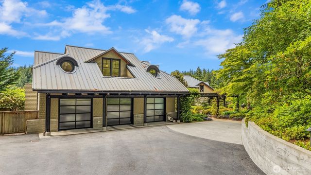 5522 NE Fletcher Landing, Bainbridge Island, WA 98110