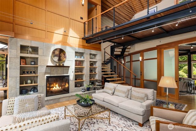 5522 NE Fletcher Landing, Bainbridge Island, WA 98110