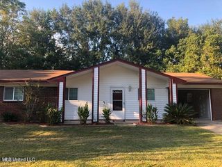 1008 Debra Drive, Gulfport, MS 39503