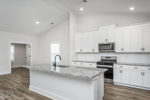 202 Custer Drive, Mebane, NC 27302