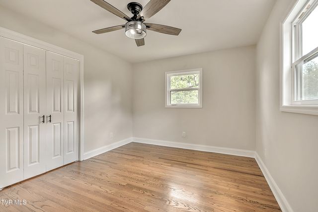 1091 Long Crescent Dr Drive, Bristol, VA 24201