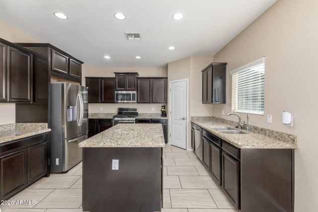 18071 W YOUNG Street, Surprise, AZ 85388