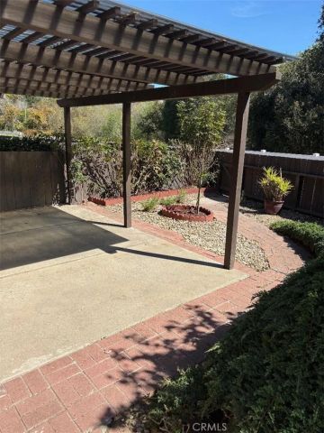 1009 Meadow Way, Arroyo Grande, CA 93420