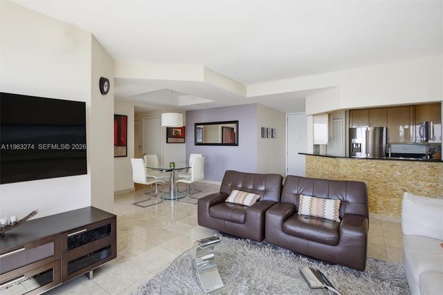 801 Brickell Key Blvd 3209, Miami, FL 33131