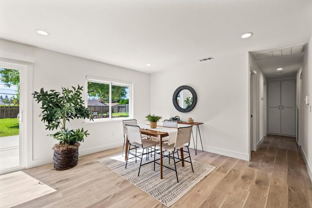 3512 Gemini Way, Sacramento, CA 95827