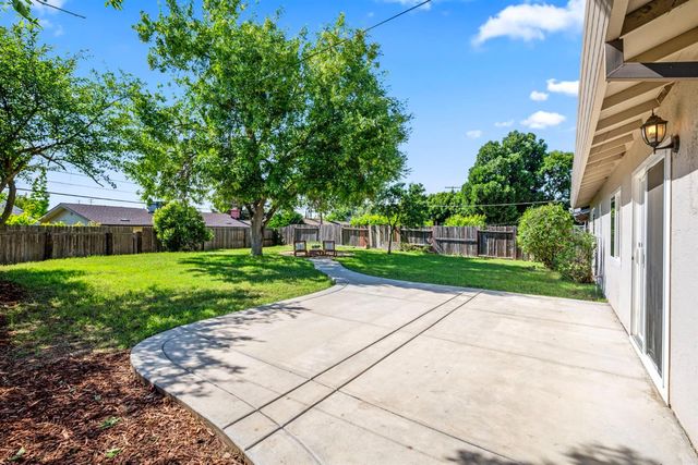 3512 Gemini Way, Sacramento, CA 95827