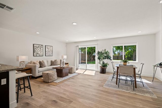 3512 Gemini Way, Sacramento, CA 95827