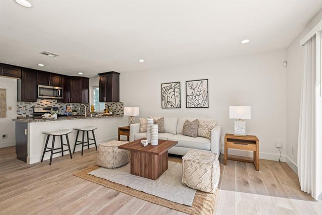 3512 Gemini Way, Sacramento, CA 95827