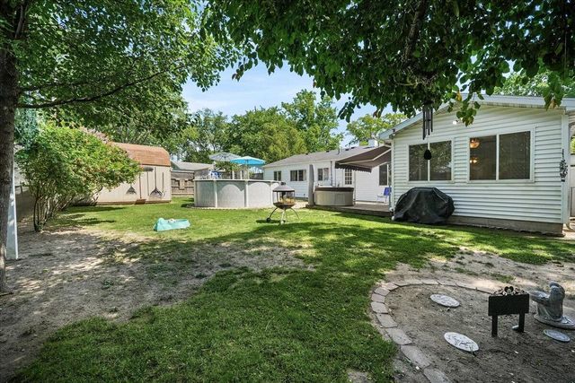 337 Southwood Drive, Michigan City, IN 46360