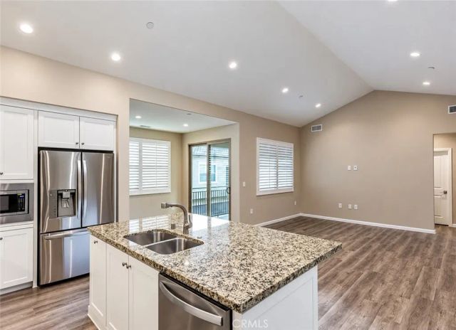 134 Canvas, Irvine, CA 92620