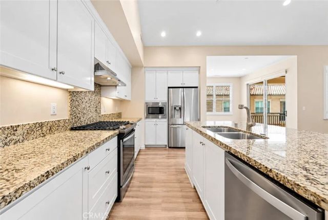 134 Canvas, Irvine, CA 92620