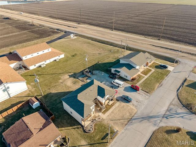 1 and 3 Georgetown Drive, Granite City, IL 62040