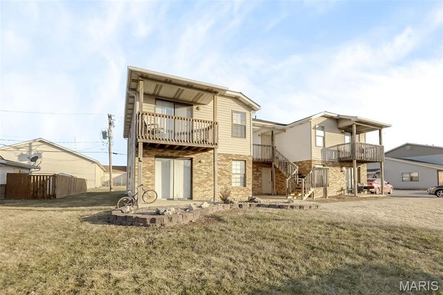 1 and 3 Georgetown Drive, Granite City, IL 62040