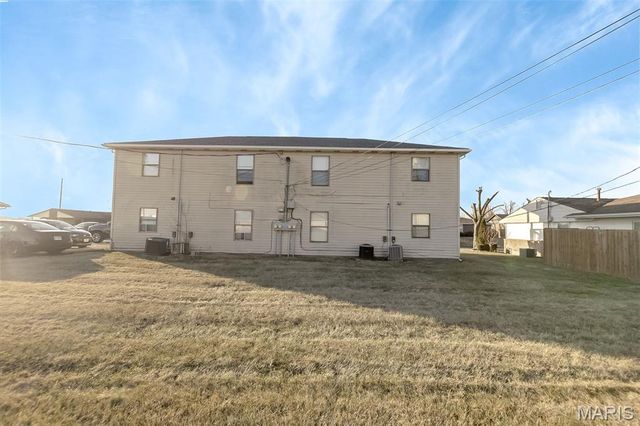 1 and 3 Georgetown Drive, Granite City, IL 62040