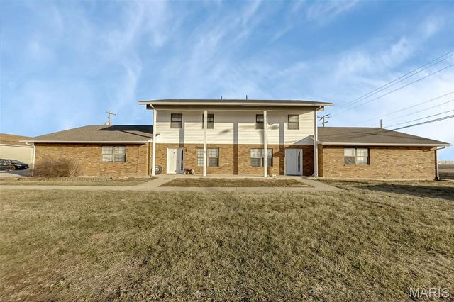 1 and 3 Georgetown Drive, Granite City, IL 62040