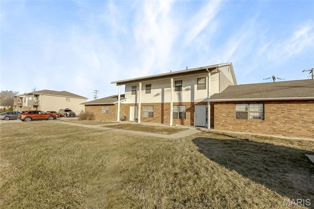 1 and 3 Georgetown Drive, Granite City, IL 62040