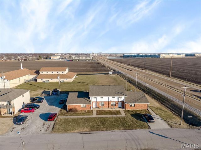 1 and 3 Georgetown Drive, Granite City, IL 62040