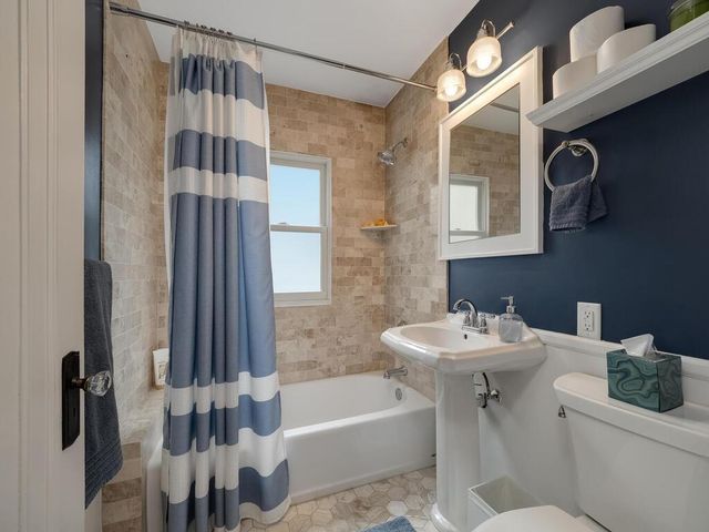 5224 Drew Avenue S, Minneapolis, MN 55410