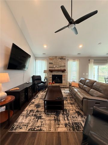 210 Founders Boulevard, Central, SC 29630