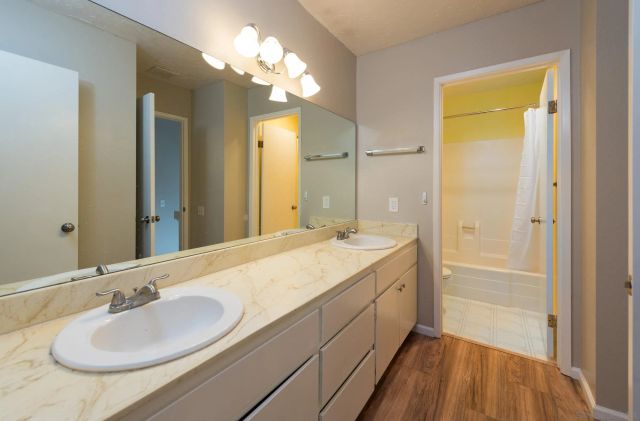 9533 Caminito Toga, San Diego, CA 92126