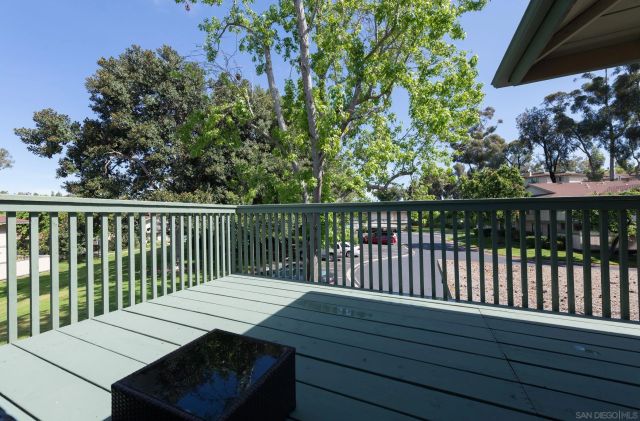 9533 Caminito Toga, San Diego, CA 92126