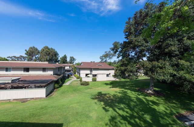 9533 Caminito Toga, San Diego, CA 92126