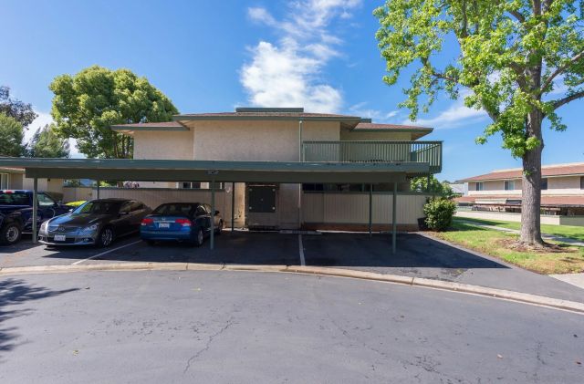 9533 Caminito Toga, San Diego, CA 92126