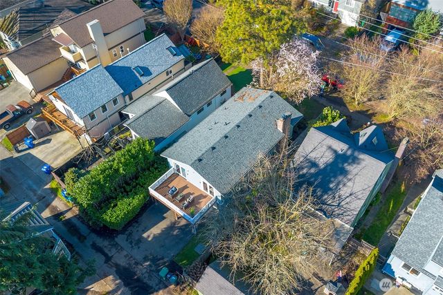 541 N 75th Street, Seattle, WA 98103