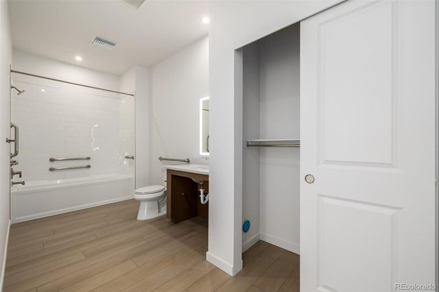 6153 N Ceylon Street 106, Denver, CO 80249