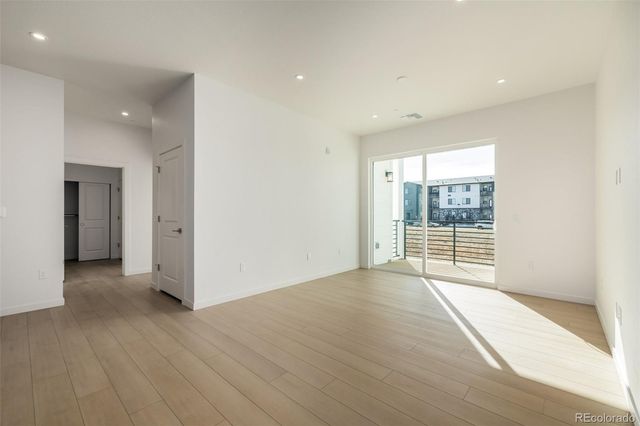 6153 N Ceylon Street 106, Denver, CO 80249