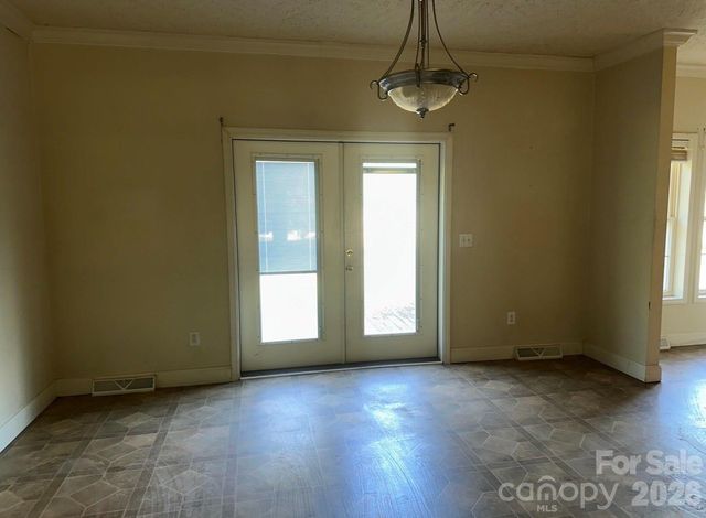 172 Jesse King Road, Advance, NC 27006