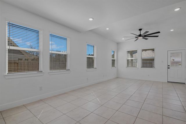 19384 Poppy Village Circle, Magnolia, TX 77355