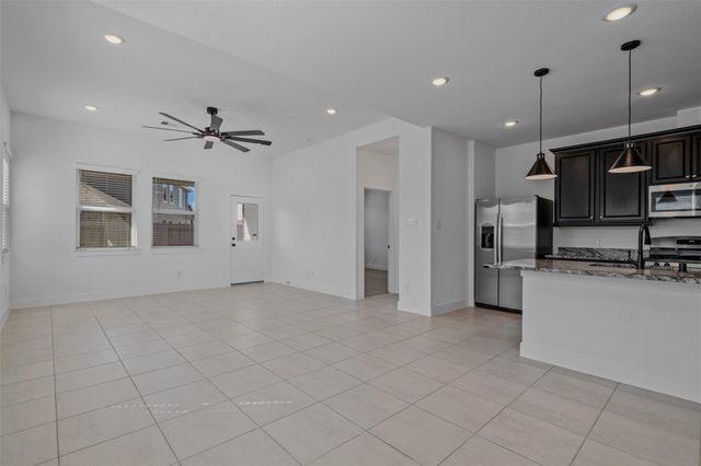 19384 Poppy Village Circle, Magnolia, TX 77355