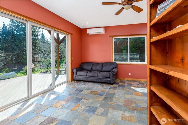 51 Gunn Road, Port Angeles, WA 98362