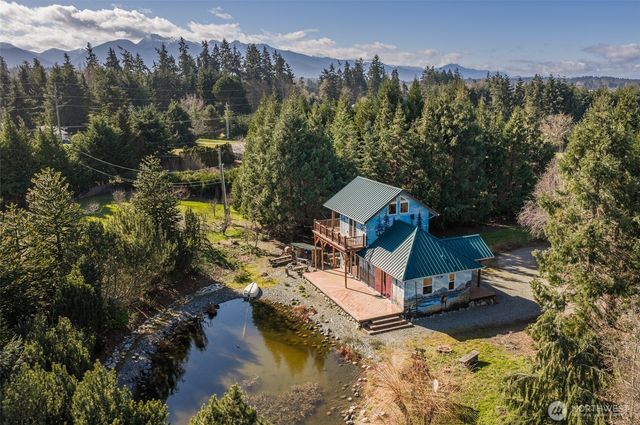 51 Gunn Road, Port Angeles, WA 98362