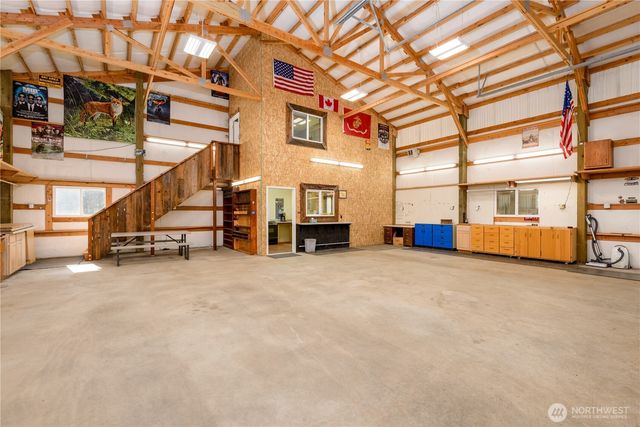 51 Gunn Road, Port Angeles, WA 98362