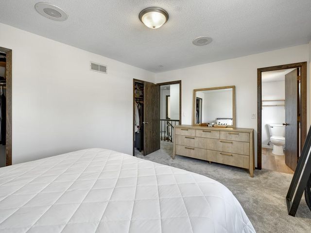 2881 Kent Street, Roseville, MN 55113