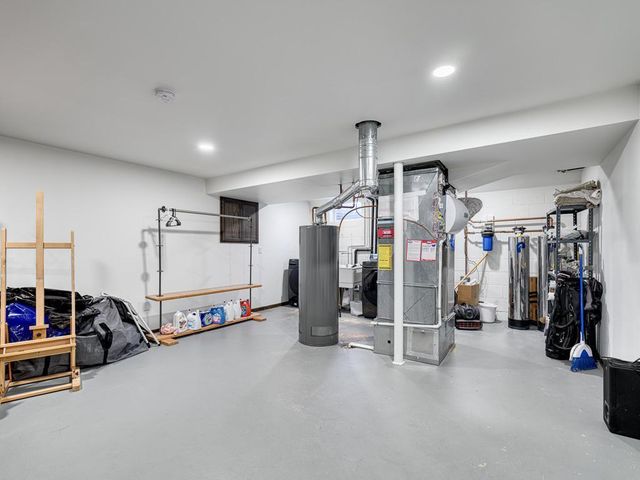 2881 Kent Street, Roseville, MN 55113