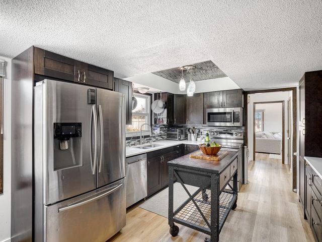 2881 Kent Street, Roseville, MN 55113