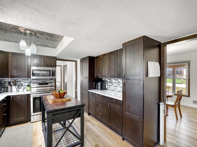 2881 Kent Street, Roseville, MN 55113