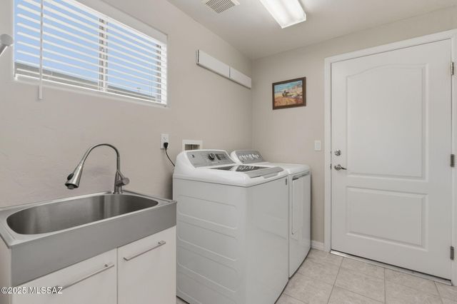 3454 S Abrego Drive, Green Valley, AZ 85614