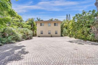 420 SE 18th Ct 1, Fort Lauderdale, FL 33316