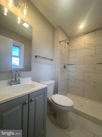 624 FOXCROFT RD, Warrenton, VA 20186