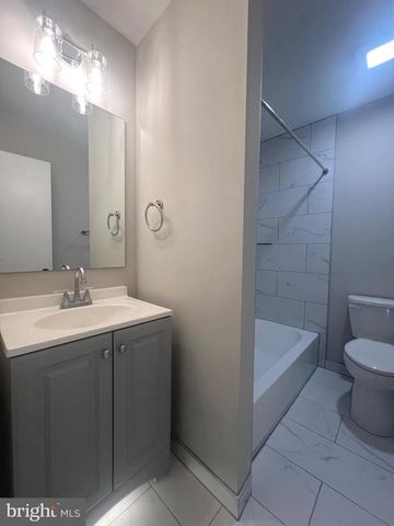 624 FOXCROFT RD, Warrenton, VA 20186